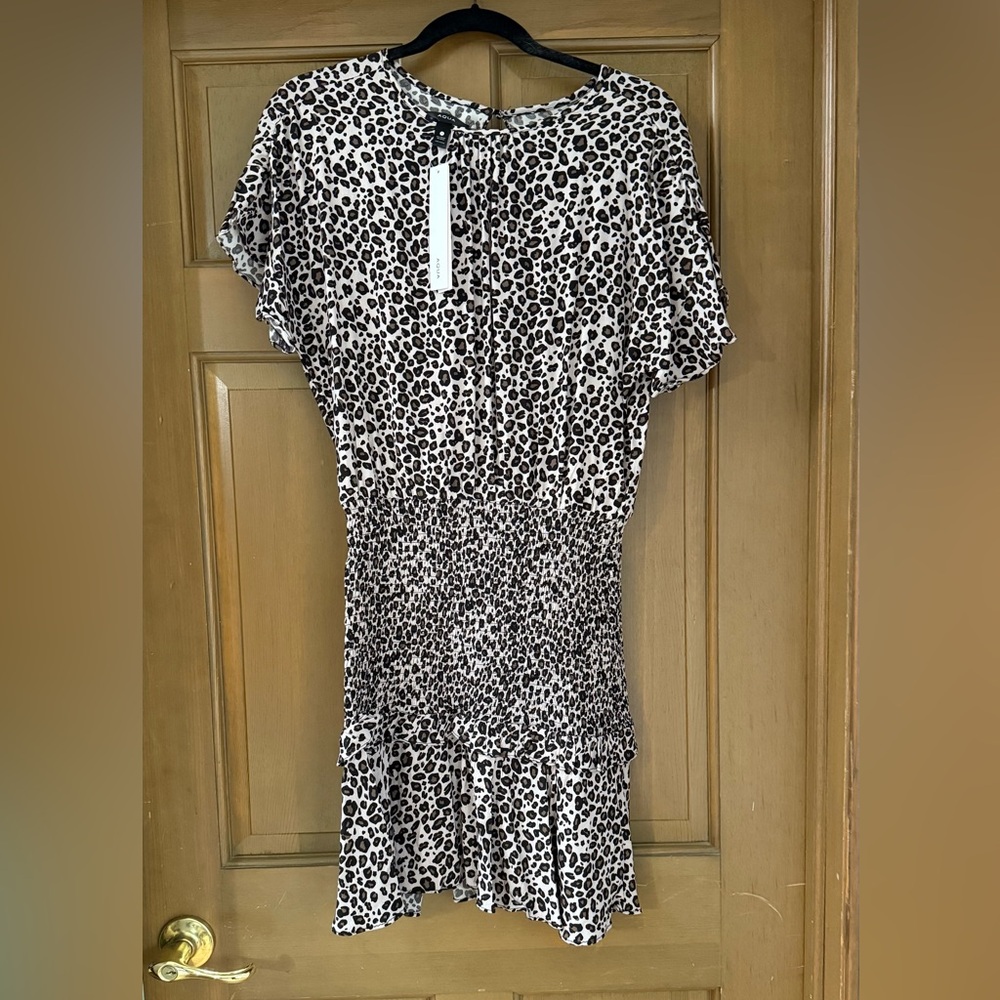 ▪️Bloomingdale’s Aqua animal print tan black dress Small cinch waist minimalist